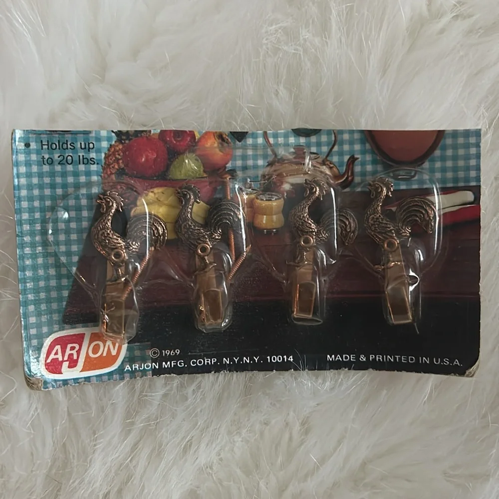 Vintage 1969 rooster hooks set made in the USA